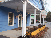 Fun things to do in Hendersonville NC : Sweet Magnolia Gallery in Flat Rock NC. 